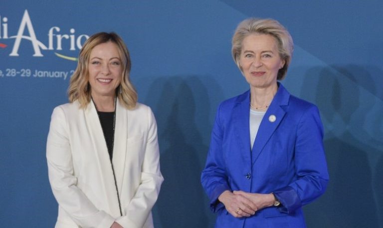 Meloni incontra Von der Leyen, tra temi colloquio automotive e Mercosur