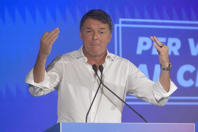 Siria, Renzi: “Non c’è sempre la democrazia dopo la dittatura”