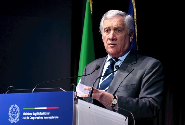 Ucraina, Tajani: “Cessate il fuoco nel 2025? Assolutamente possibile”