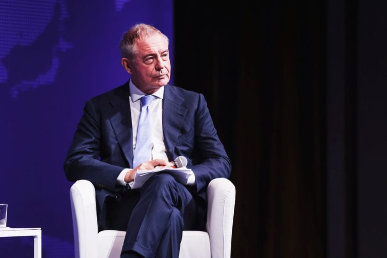 Stellantis, Urso: “Riportare l’Italia al centro della strategia”