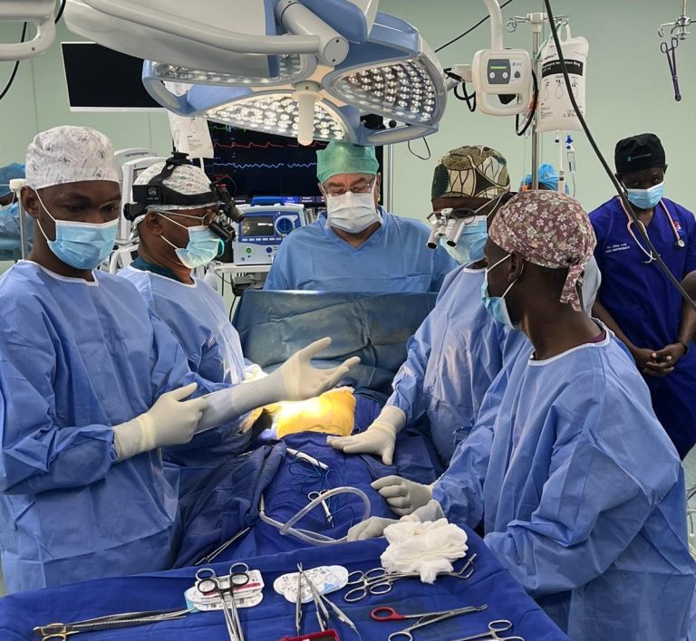 Ccpm Taormina salva un bimbo venezuelano con un intervento al cuore