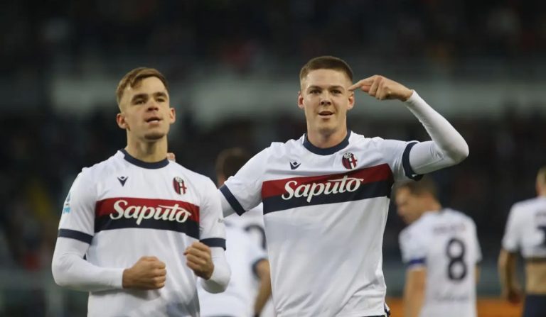 Il Bologna vince anche a Torino, granata battuti 2-0