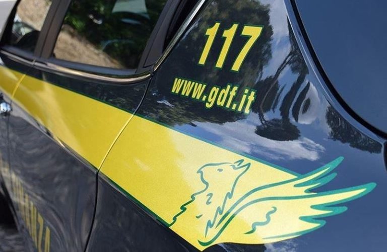 In auto con 26 chili di cocaina, in manette un corriere