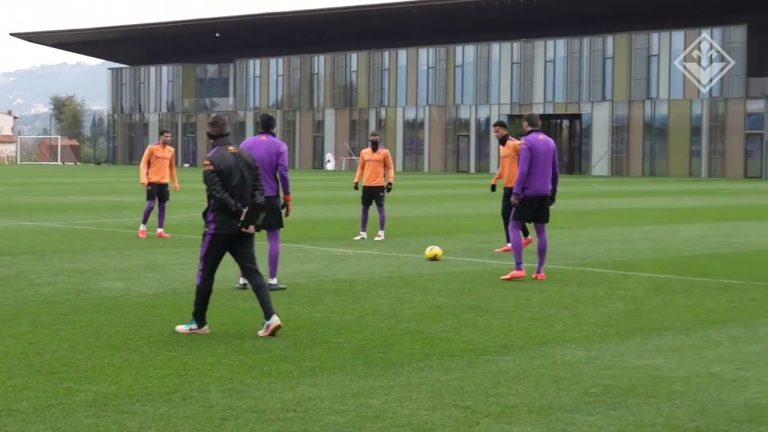 Fiorentina in campo col pensiero a Bove