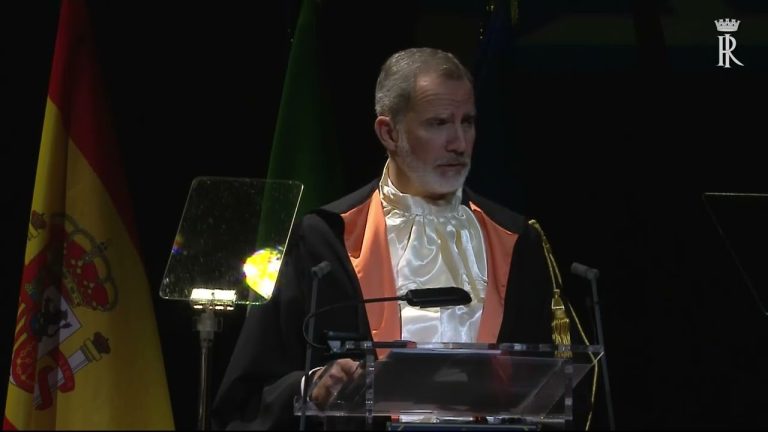 Dottorato a Re Felipe VI: le immagini
