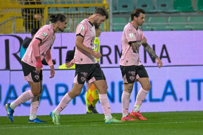 Agguato a pullman calciatori Palermo, Club: “Episodio inquietante”