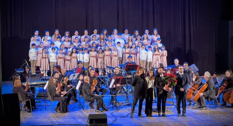 Il Piccolo Coro Città di Taormina emoziona nel tributo a Ennio Morricone