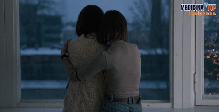 Disturbi stagionali dell’umore, quali sono i sintomi e come trattarli