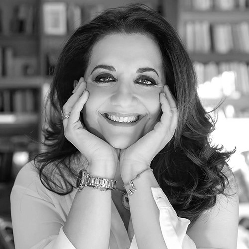Catena Fiorello e la Taormina che non c’è più: “La realtà ci vuole tutti omologati”