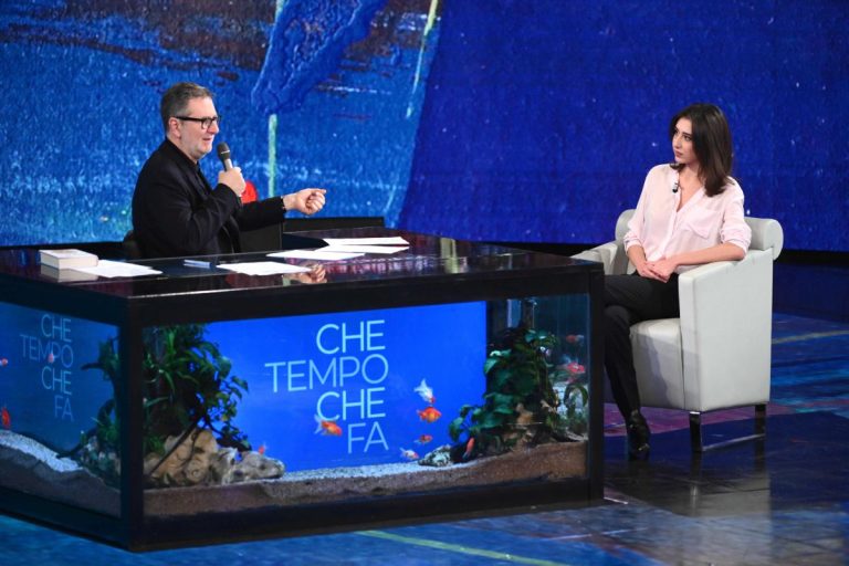 Cecilia Sala: “Incappucciata e interrogata per 10 ore”