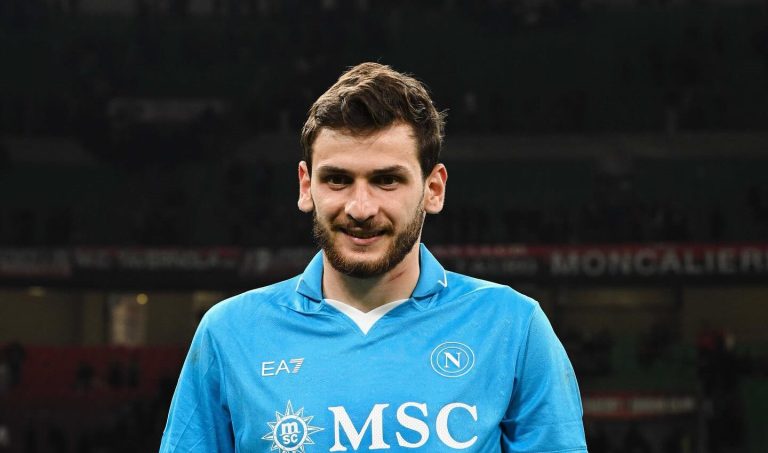 Kvaratskhelia, accordo Napoli-Psg: trattativa ai dettagli