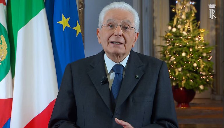 Mattarella: “Mai come adesso la pace grida la sua urgenza”