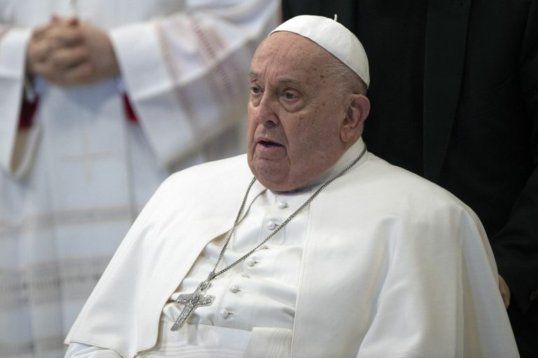 Papa Francesco: “No al bullismo nelle scuole, così si prepara la guerra”
