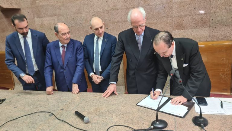 A Messina protocollo con Gruppo FS, Lo Bosco: “Passo avanti per mobilità sostenibile”