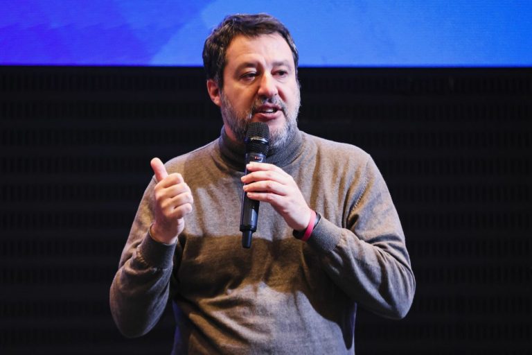 Salvini: “Per la Lega si è chiuso un 2024 complicato ma di crescita”