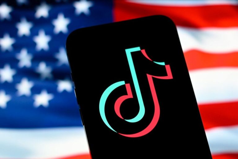 Stati Uniti, la Corte Suprema mantiene la legge che vieta TikTok Stati Uniti, la Corte Suprema mantiene la legge che vieta TikTok