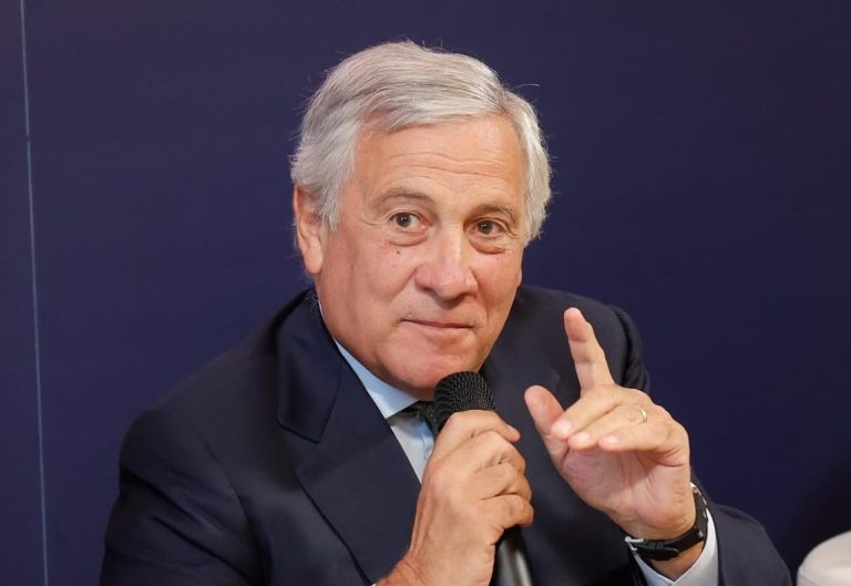 Tajani: “Il centro è Forza Italia”