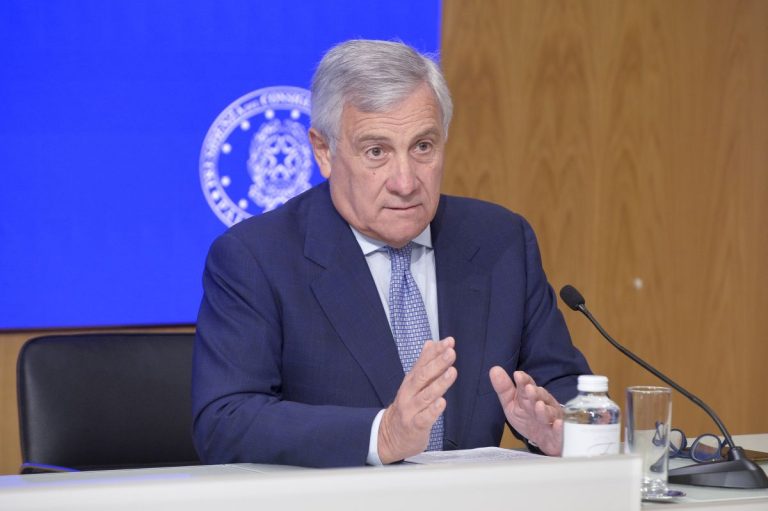 Sala, Tajani: “Mi auguro tempi non lunghi per la sua liberazione”