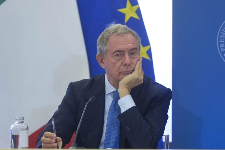 10 offerte per gli stabilimenti ex Ilva, Urso: “Fase decisiva”