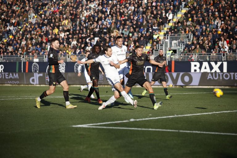 L’Inter vince a Venezia 1-0, decisivo Darmian L’Inter vince a Venezia 1-0, decisivo Darmian