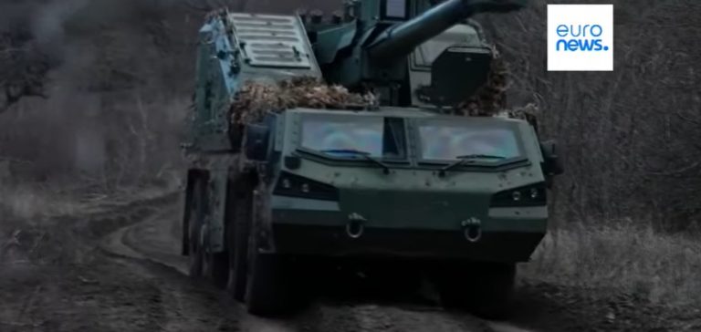 Putin “pronto a negoziare” con l’Ucraina ma accusa Kiev