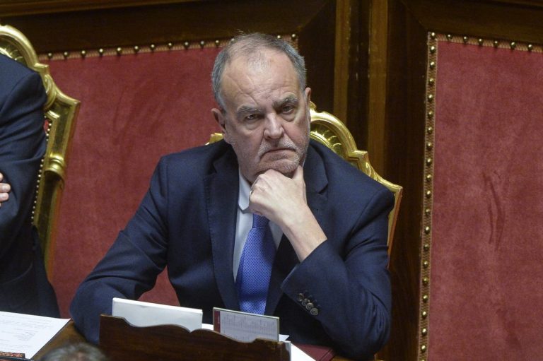 Autonomia, Calderoli: “Alcune funzioni trasferite entro fine anno”