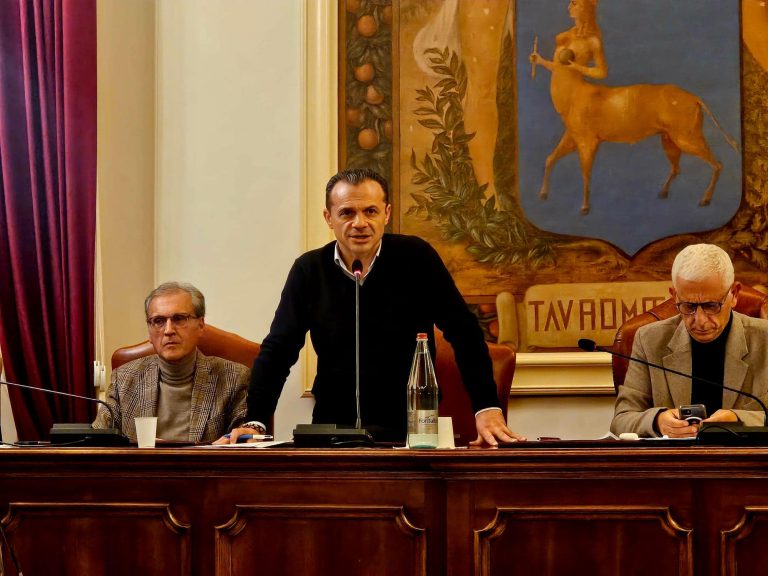 De Luca: “Polizia locale Taormina in servizio h24. Arriva la Polizia del mare, novità anche per le frazioni”