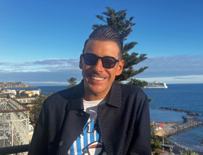 Francesco Gabbani annuncia da Sanremo il suo concerto a Taormina: “Il 6 agosto al Teatro Antico”
