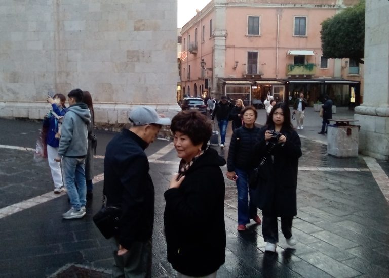 Il turismo cinese torna protagonista a Taormina: déjà vu con novità, ecco i nuovi viaggiatori