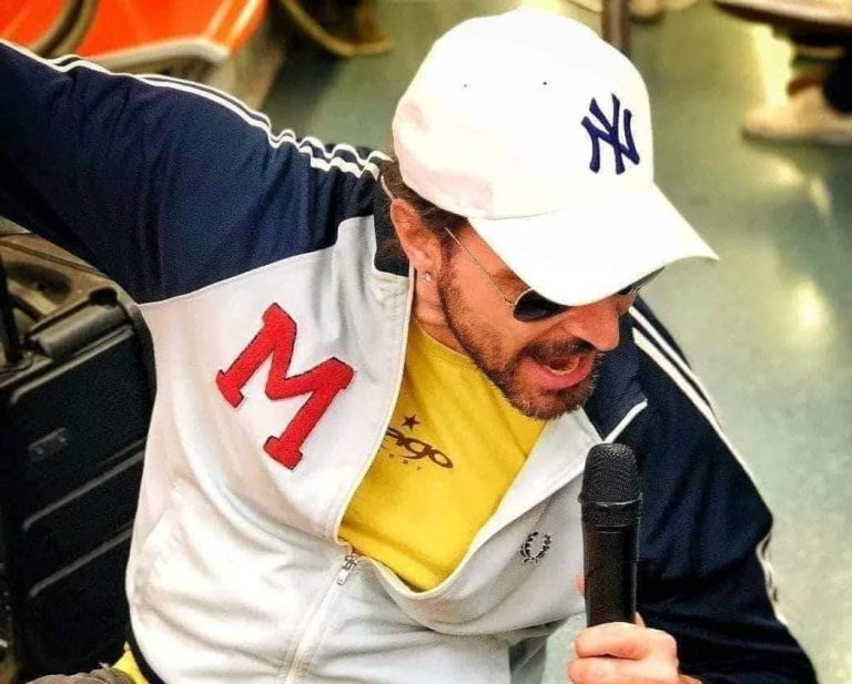 Metroman a Taormina: “Che posto fantastico, Sicilia da vivere” (VIDEO)