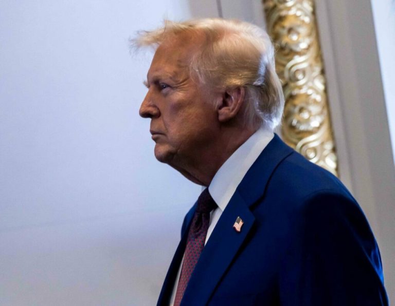 Usa, Trump annuncia dazi del 25% su acciaio e alluminio