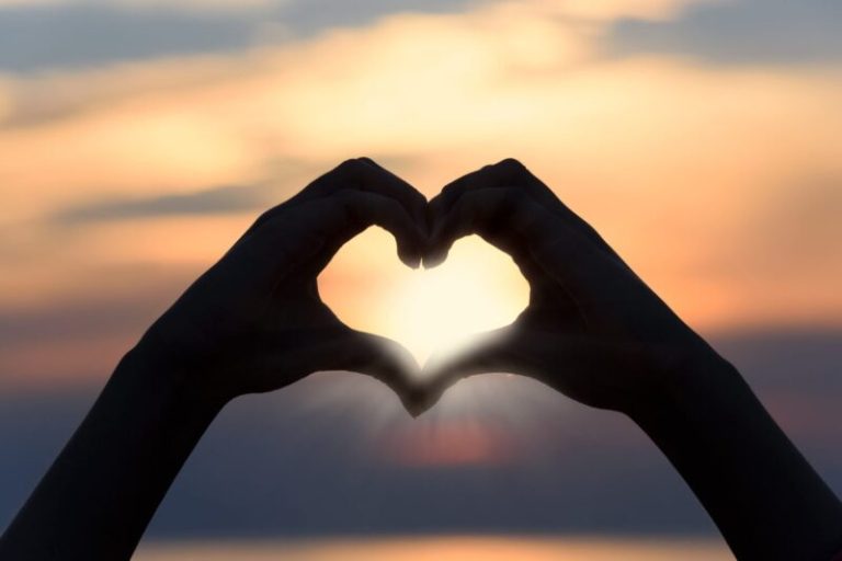 PRT: “Fate l’amore a Taormina? Slogan banale, no a San Valentino di cartapesta”