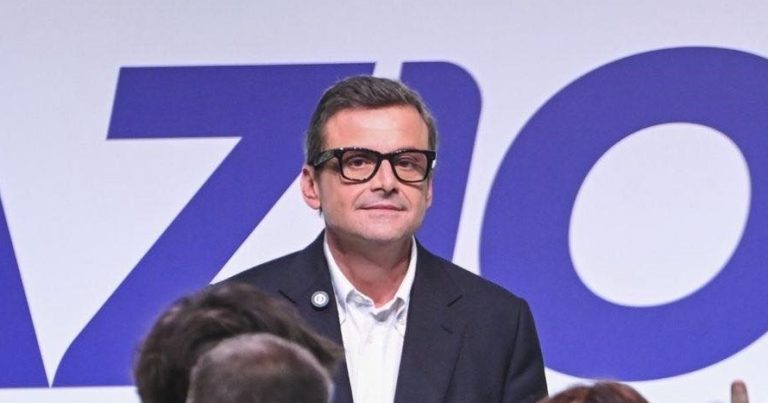 Calenda: “Conte e Salvini sono uguali”