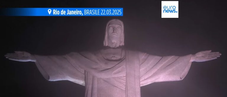Monumenti spenti in tutto il mondo per l’Ora della Terra