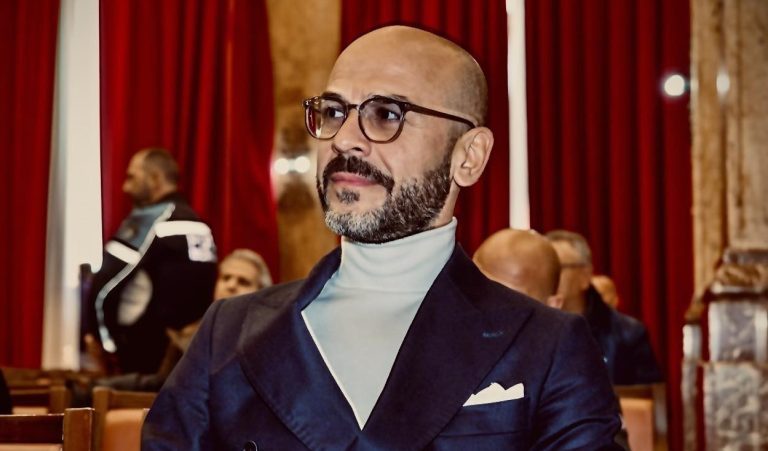 Aumento tariffe Isole Minori. De Leo: “Urge tavolo di concertazione con la Regione. A rischio economia isolana”