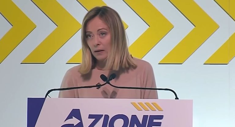 Meloni al congresso di Azione: “Non è un avviso agli alleati”