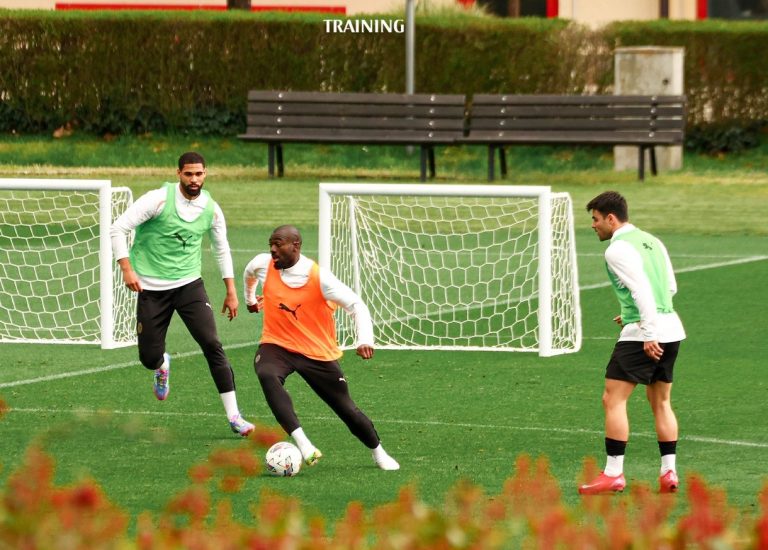 Milan al completo verso il Napoli