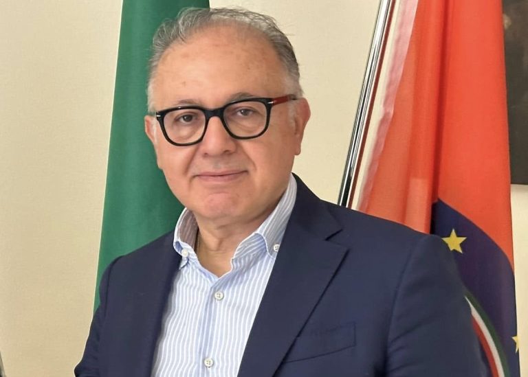 Stato di crisi a Taormina: Salvo Cocina verso la nomina a commissario