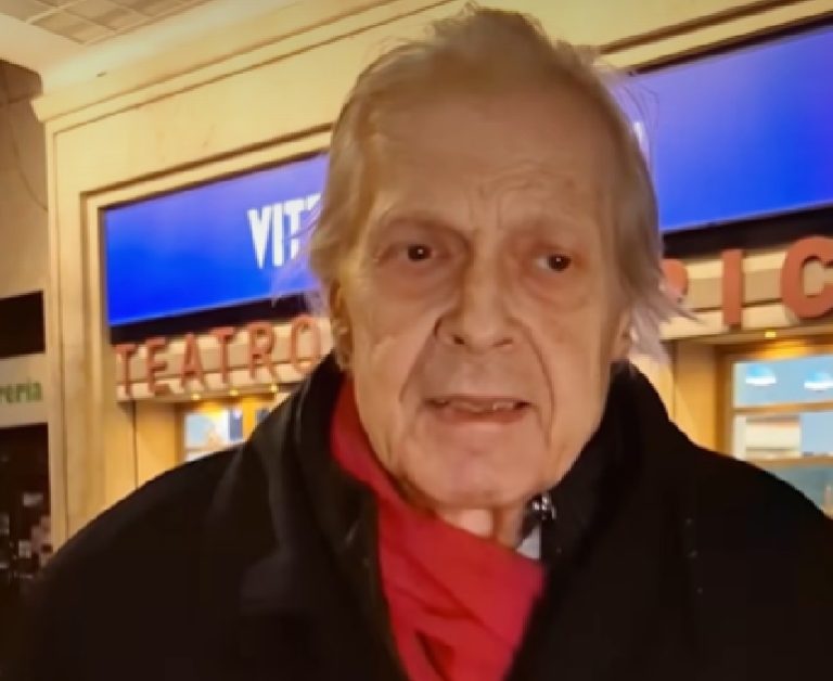 Il dramma di Sgarbi: “Come in un tunnel buio”. Messaggi di sostegno anche da Taormina