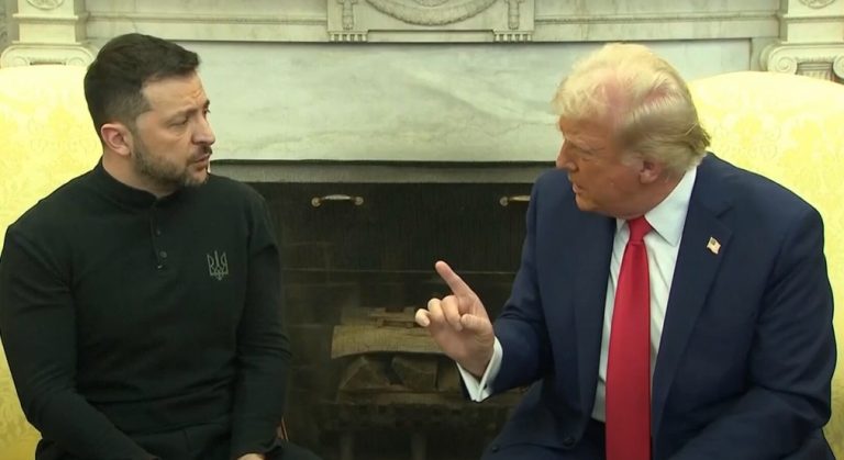 Ucraina: “Usa non ci rispetta, Trump ha preso in giro Zelensky”