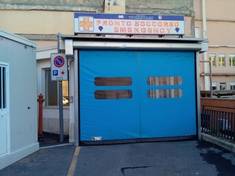 Capodanno, bambino di 8 anni portato all’ospedale di Taormina per le ferite da scoppio di un petardo