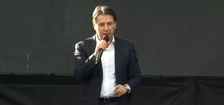 Conte: “No al riarmo, in guerra si perde sempre”