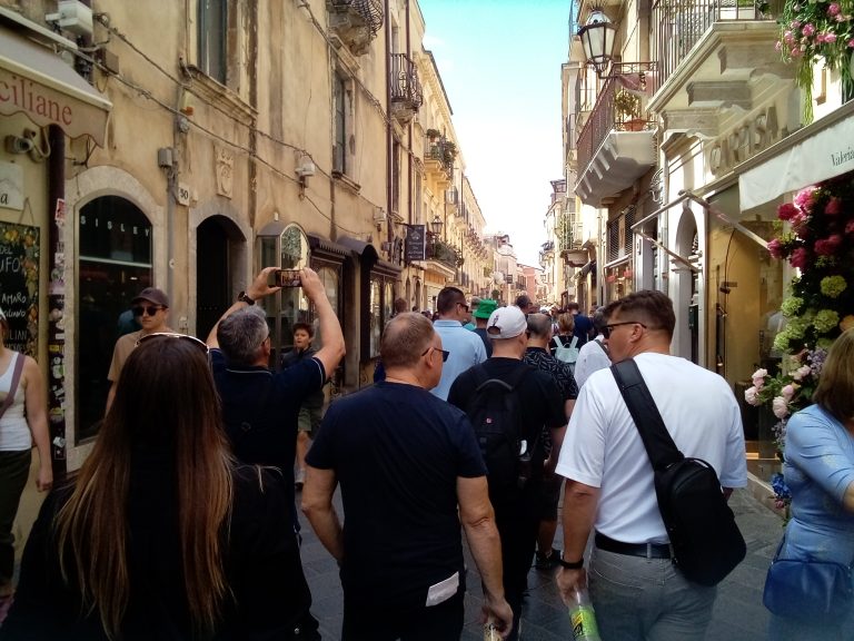 Cna, in Italia 9 miliardi di fatturato nei ponti primaverili. Bene Taormina Cna, in Italia 9 miliardi di fatturato nei ponti primaverili. Bene Taormina