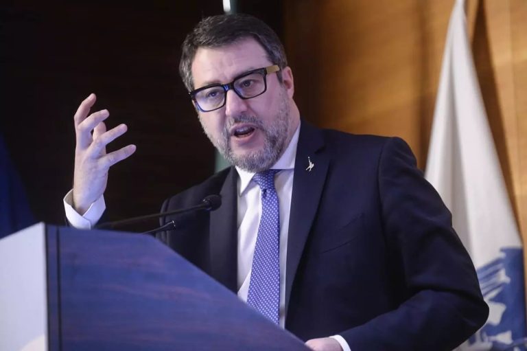 Salvini: “Sfasciacarrozze? Tajani parlava della sinistra”