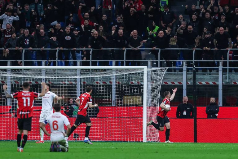 Pari e rimonta Milan, con la Fiorentina finisce 2-2 a San Siro