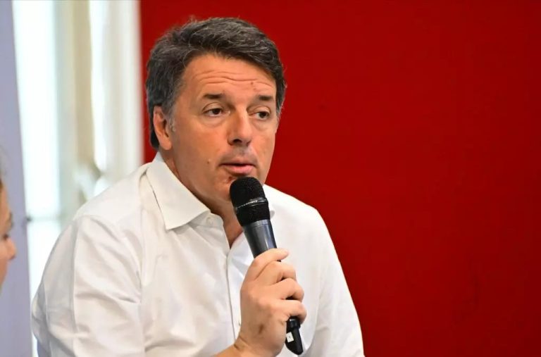 Centrosinistra, Renzi: “Non ci possiamo dividere, lavoro per alternativa”