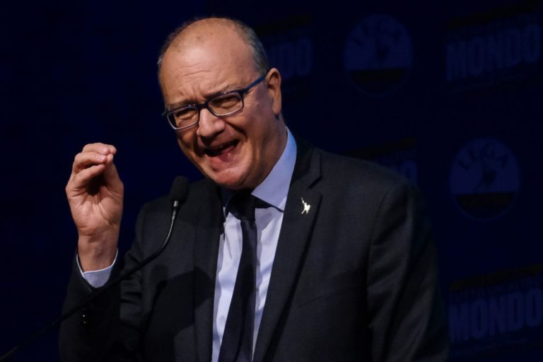 Valditara: “Giovani hanno bisogno scuola seria,no a principi tossici ’68”