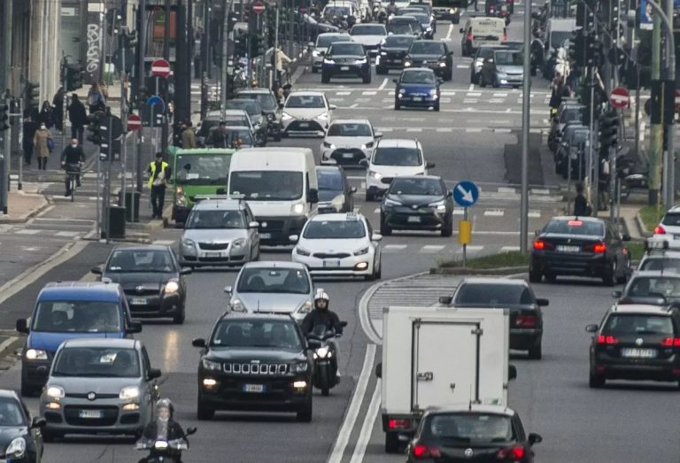 A marzo in crescita il mercato dell’auto, immatricolazioni +6,22%