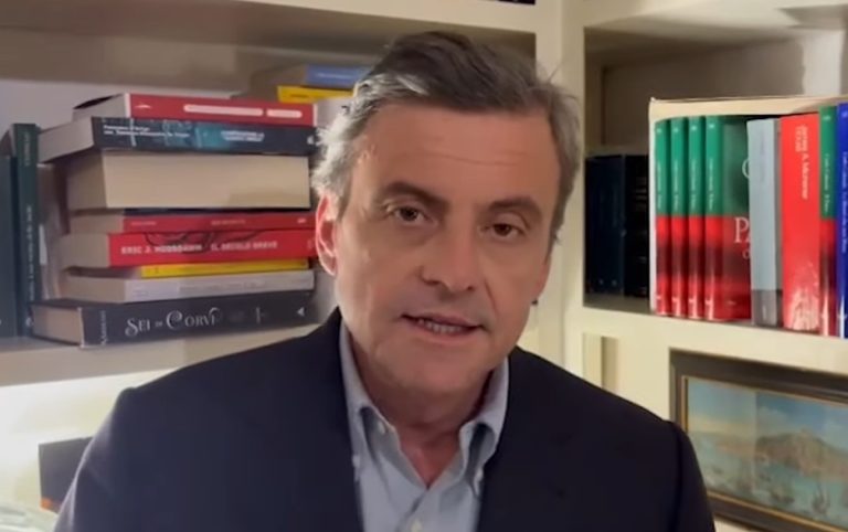 Calenda: “Governo e campo largo implosi”