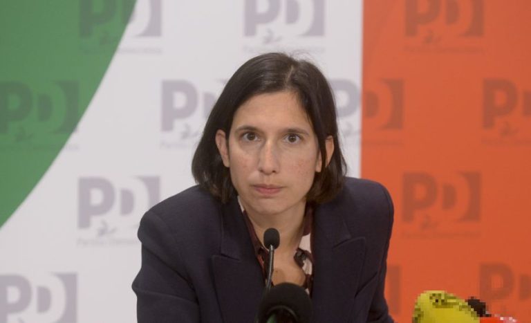 Dazi, Schlein: “Governo fermo, reagire uniti come Unione Europea”